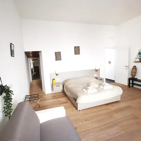 Konukevi Casa Del Sole 4*